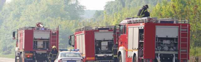 GORI SRBIJA! Požar zahvatio najmanje 15 kuća, ljudi hitno evakuisani: Vatrogasci vode borbu sa vatrenom stihijom