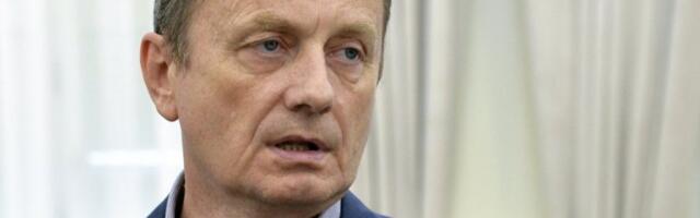 NAJBLIŽI SARADNIK PREDSEDNIKA I JEDAN OD NAJODANIJIH ČLANOVA SNS! Evo ko je Darko Glišić!