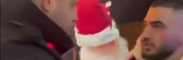 Izraelska policija uhapsila Deda Mraza na božićnoj proslavi (VIDEO)