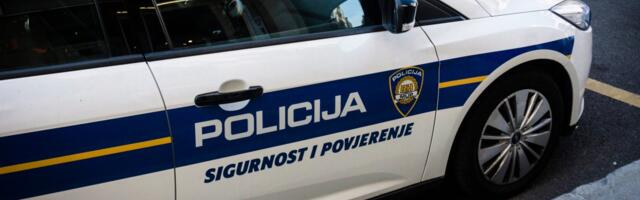 Osumnjičeni za ubistvo majke i bake napao četiri policajca dok su ga prevozili u Karlovac: Jedan povređen