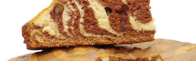 Posni jafa kolač savršen za Uskršnji post: Pravi se bez kapi ulja, nestvarnog je ukusa, a odmah napravite duplu meru!