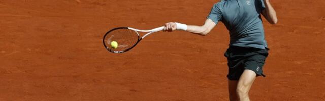 Siner pobedio Fisa za plasman u finale mastersa u Madridu