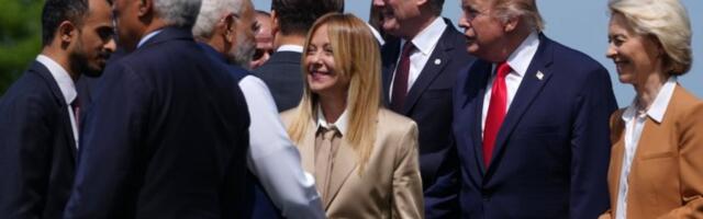 ŠTA SE DEŠAVALO IZA KULISA SAMITA G7? Tramp hteo da "ukrade" Makronov sat, Meloni se hvalila (FOTO, VIDEO)