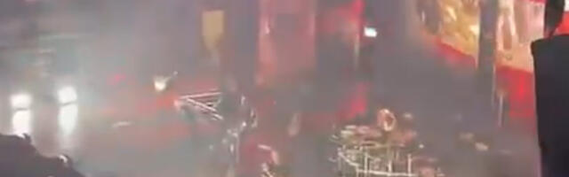 Novi skandal u Osijeku: Tompson opet razmenio ustaški pozdrav sa publikom (VIDEO)