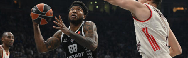 ZABRANJENI KOMENTARI Misteriozna poruka Tajrika Džonsa o kojoj se priča (VIDEO)