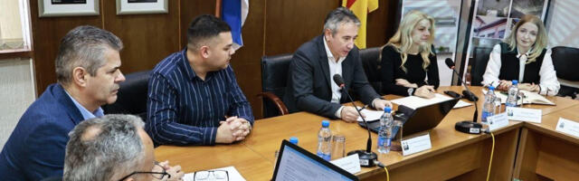 Gradsko veće: Za informisanje 30 miliona dinara, poznati „srećnici“ i bez konkursa