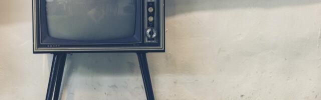 Spavanje uz upaljen TV šteti vašem zdravlju