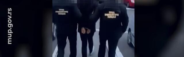 WATCH HIM GET ARRESTED: Man gave hand grenade to a minor and guided him via app, promising €1,000! (VIDEO)