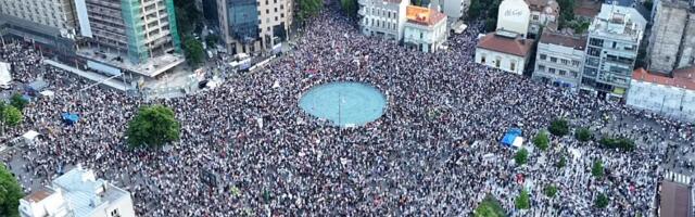 VIDEO: Pogledajte Slaviju iz dronova, veliki broj ljudi na protestu