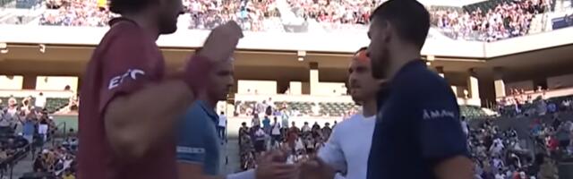 Novak igra protiv čoveka koji ga je već provocirao na terenu: Voli da se svađa i podbada rivale, pamti se njegovo "ne plači više"
