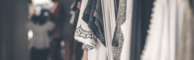 Čim pročitate ovaj tekst BACIĆETE VEĆI DEO ODEĆE IZ PLAKARA! Razlog je jednostavan - OLAKŠAĆE VAM ŽIVOT!