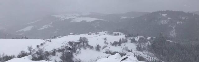 Sneg zavejao još jedan grad u Srbiji: "Izašli smo u dvorište, a onda smo zanemeli od šoka"