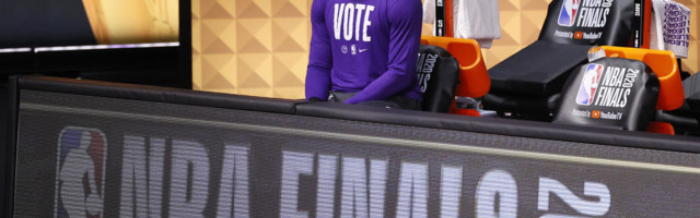 LEBRON: Neću se više natezati sa Trampom