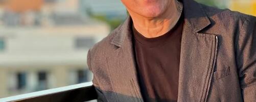 SRĐAN PREDOJEVIĆ VIDNO MRŠAVIJI: Ranije su ga kritikovali zbog debljine, a voditelj u 53. godini pokazao novi izgled (FOTO)