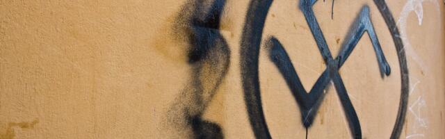 Uhvaćen fašista koji je iscrtao svastike na zgradi Ministarstva kulture u Sloveniji