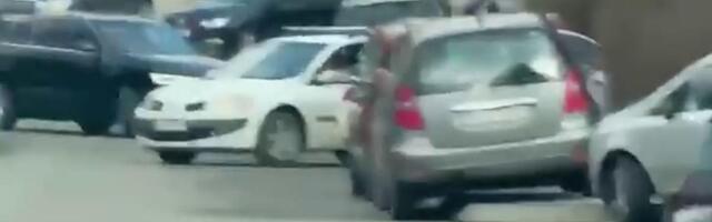 Tuča navijača pred početak derbija na Marakani