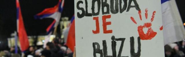 Slika sa skupa u Kragujevcu koja RAZARA DUŠU (FOTO)