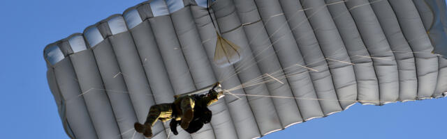 Pripadnik 63. padobranske poginuo na vojnom aerodromu prilikom skoka