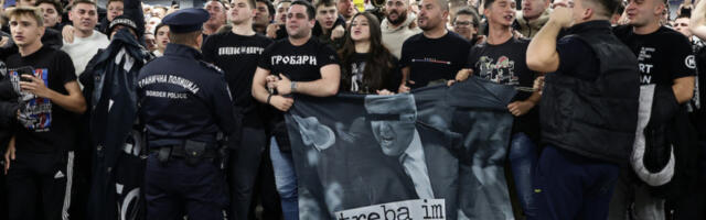 ČEKAJUĆI ŽOCA: Grobari bukvalno "ZAPALILI" aerodrom! (VIDEO)