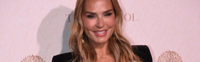 Preko grudi samo tračice: Marijana Mateus (54) u vrelom izdanju, dekolte ukrao šou