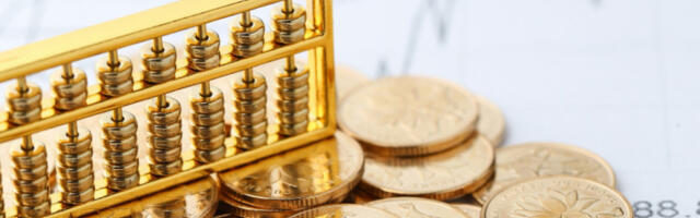 Пад цена злата док се чекају кључне одлуке централне банке