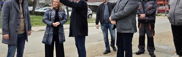 ​Министарка Пауновић посетила ЈП „Јединство” у Кладову