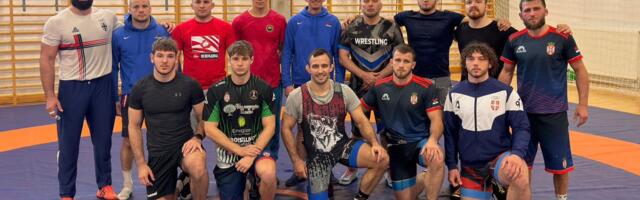 Rvači Srbije se za EP spremaju u Mađarskoj