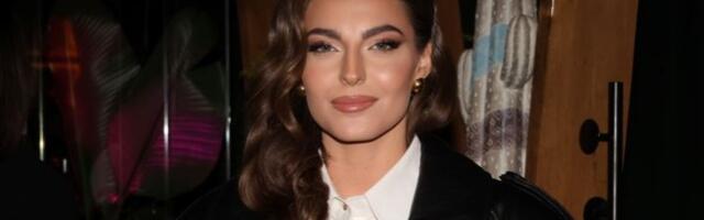 Evo gde je Džejla Ramović otputovala zbog novog spota: Lokacija poznata po nestvarno plavom moru