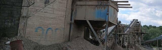 Uhapšen Lozničanin: Nelegalnom eksploatacijom šljunka u Lešnici oštetio priobalje Drine i Jadra