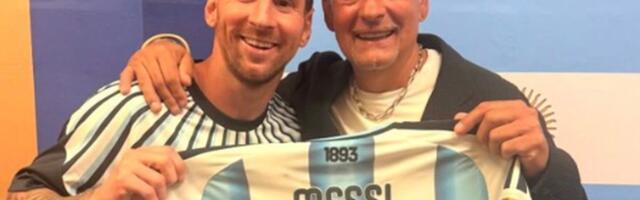Mesi se posle pobede sreo sa jednim od najvećih "baksuza" Mundijala, legenda dobila poklon od njega