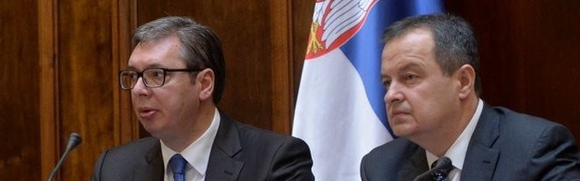 DAČIĆ SUMNJA NA ANGELINU, VUČIĆ UVEREN DA NIJE ONA! Misterija oko non pejpera i dalje traje
