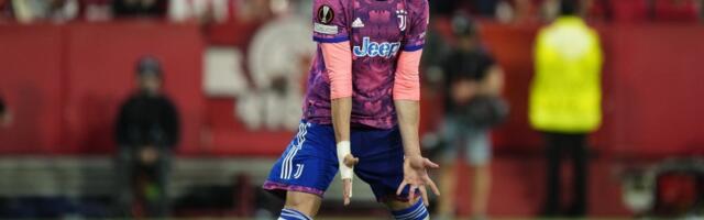 ŠTA ĆE BITI SA VLAHOVIĆEM? Juventus POTPISAO centarfora, u Napoliju TRLJAJU RUKE!