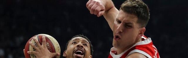 Partizan još sanja vrh, Zvezda je sad "zakucana"