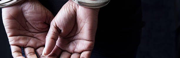 Uhapšeni Nišlija i Beograđanin zbog sumnje da su podmetnuli požar na napuštenoj kući u Nišu