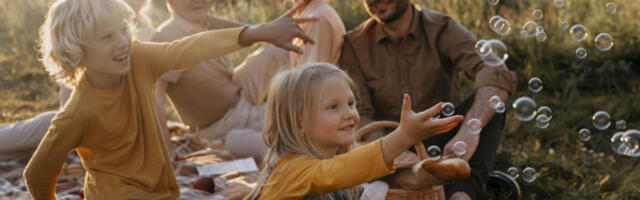 Pet rečenica koje svako dete želi da čuje od roditelja