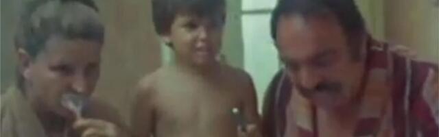 Svi ga pamte po replici "manje vina, manje vina", a evo kako mali TADIJA IZ "VARLJIVOG LETA 68" DANAS izgleda: Živeo na Havajima, a bavi se sasvim drugim zanimanjem