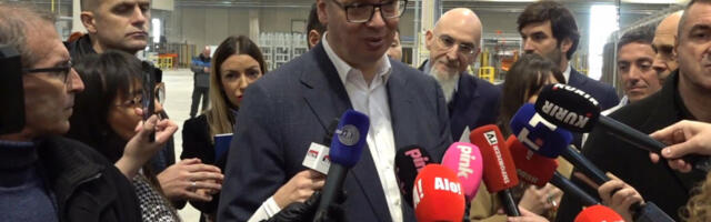U NAREDNIH 15 DANA, IMAĆEMO OVDE JOŠ 164 ZAPOSLENIH! Vučić tokom obilaska fabrike u Nišu o zaposlenosti