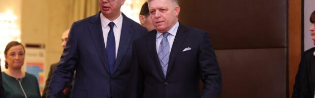 Fico stao uz Vučića: Evropska unija kažnjava Srbiju jer je suverena