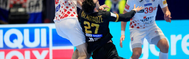 NEPODNOŠLJIVO: Rukometaši Hrvatske dočekani uz ustaške poklike i zabranjenu pesmu Tompsona!