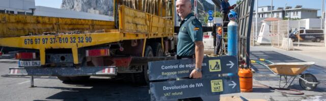 Posle više od jednog veka nestaje granica: Turisti sada bez kontrola prelaze između Španije i Gibraltara