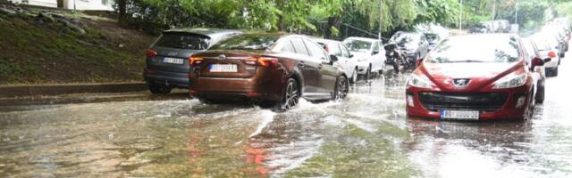 (VIDEO) Potop u Prijepolju: Ulice se pretvorile u reke