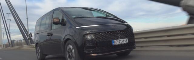 Test Hyundai Staria Lux 2.2d H Track