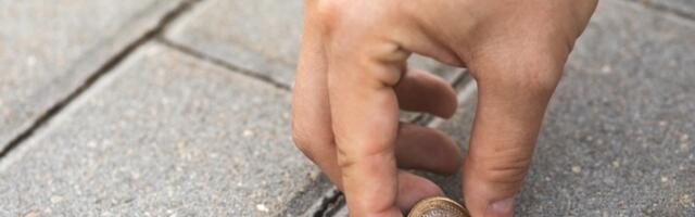 Šta znači kada nađete NOVČIĆ NA ULICI? Donosi vam važnu poruku, a obratite pažnju i na broj na kovanici