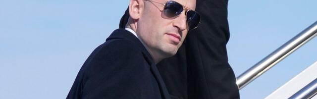 "Trampov psihić": Ko je pomoćnik koji sprovodi najkontroverznije odluke predsednika SAD?