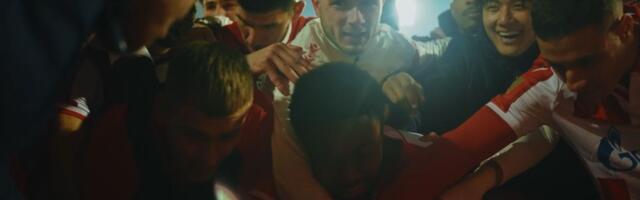 Dosad neviđeni kadrovi sa 178. večitog derbija: Šokiraće vas koji igrač Zvezde je držao govor ispod Severa