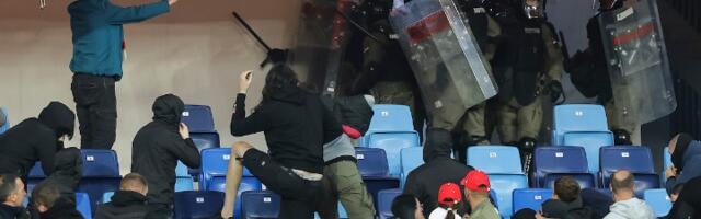 (VIDEO) Pojavili se snimci haosa ispred Lagatora: Pogledajte jezive scene nasilja pred utakmicu Zvezda - Vojvodina