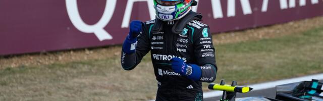 Kimi je budućnost Formule 1, legendarni Silverston gledao dve pobede u jednom danu