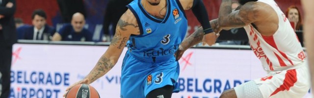 I Alba ponizila Fenerbahče