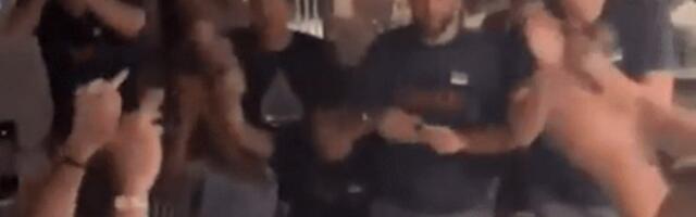 ŠOK REAKCIJA, TEODOSIĆ POKAZAO SREDNJI PRST, NIKOLA JOKIĆ UMIRE OD SMEHA! Ovo vam je promaklo! (VIDEO)