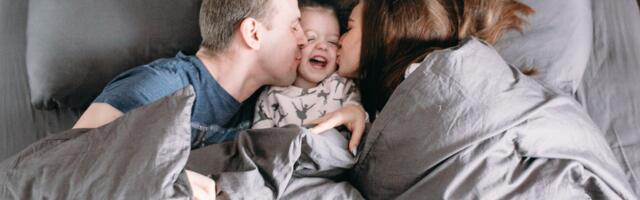 Da li dete spava u vašem krevetu? Nauka otkriva iznenađujuću istinu o njegovom razvoju